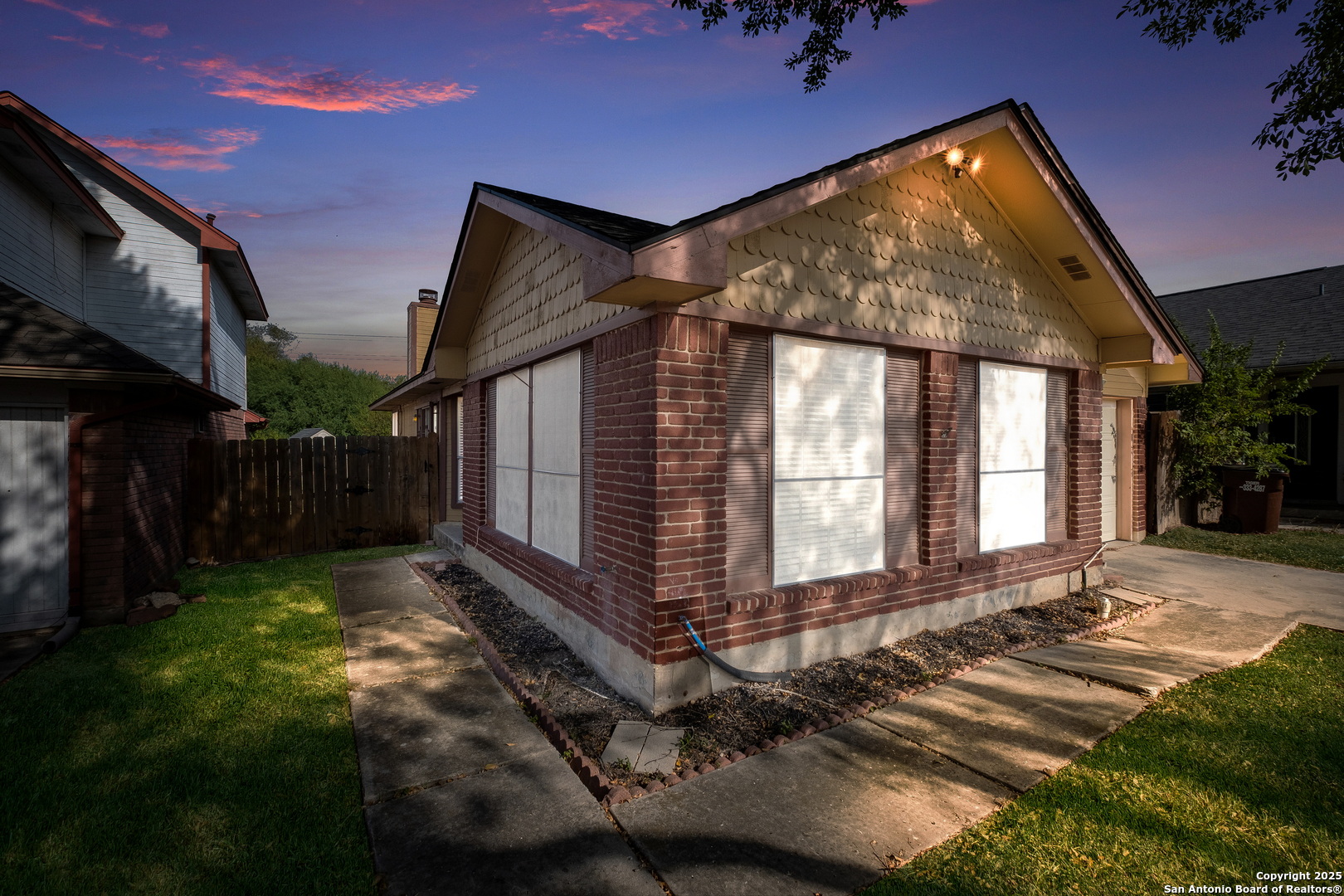 6307 Candlecrest Ct, San Antonio TX 78244