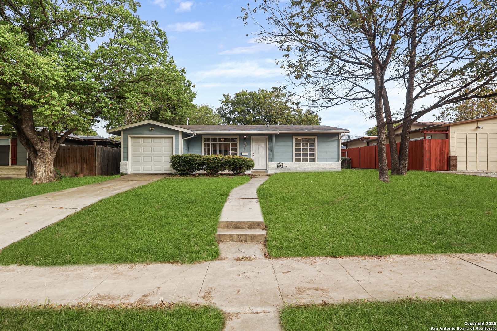 351 Eland, San Antonio TX 78213