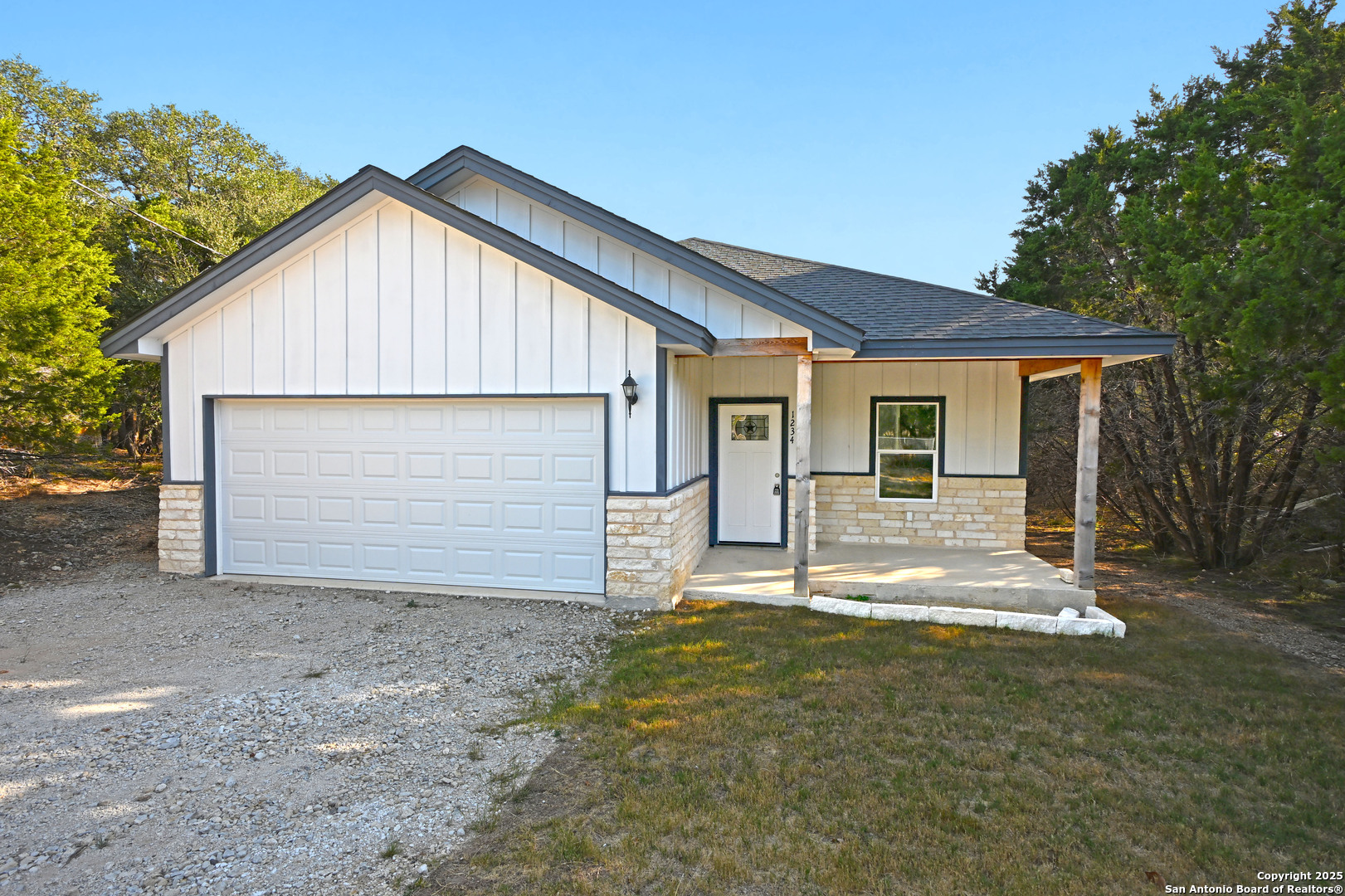 1234 Clearcreek, Canyon Lake TX 78133