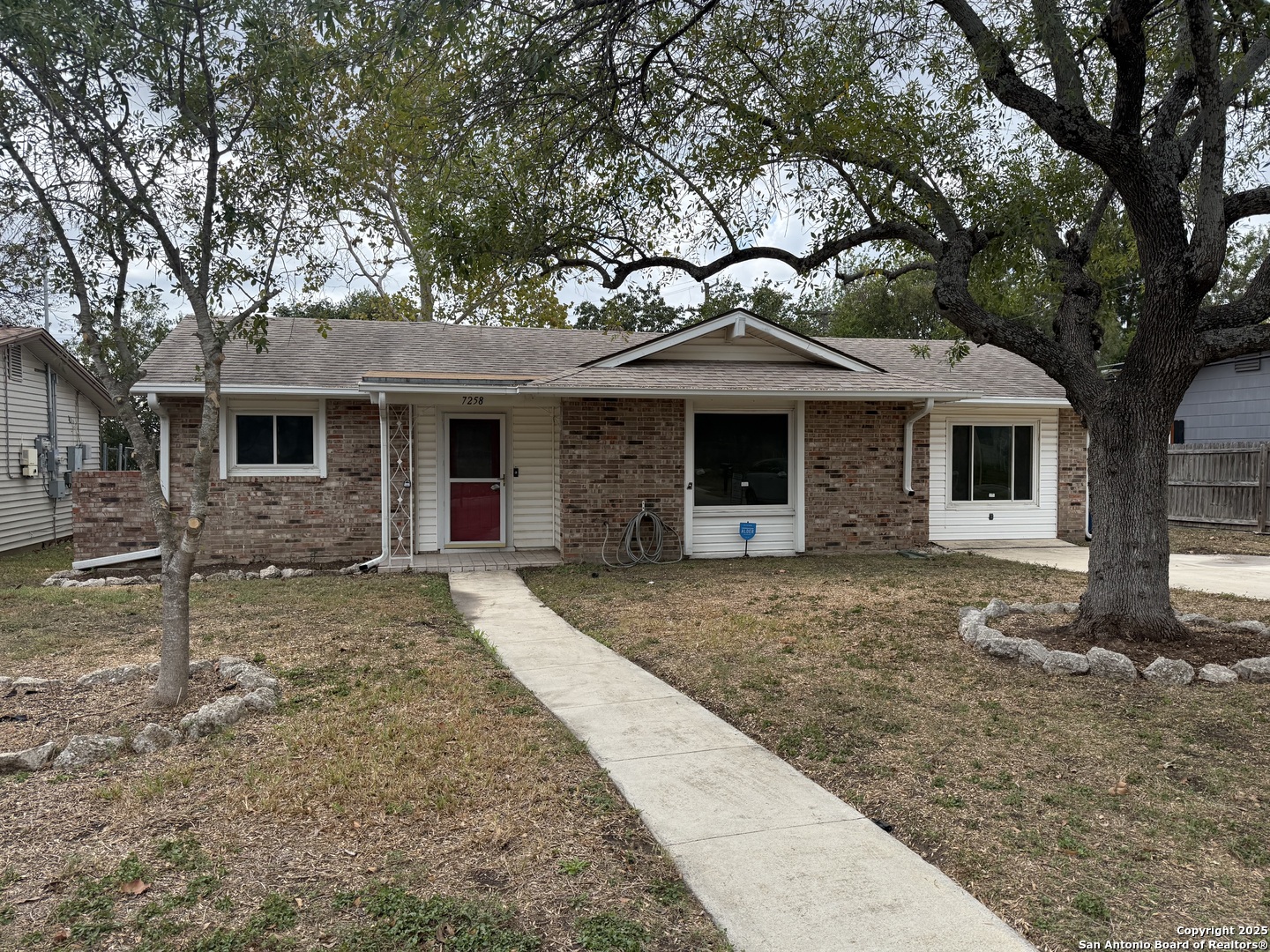 7258 Hickory Grove, San Antonio TX 78227