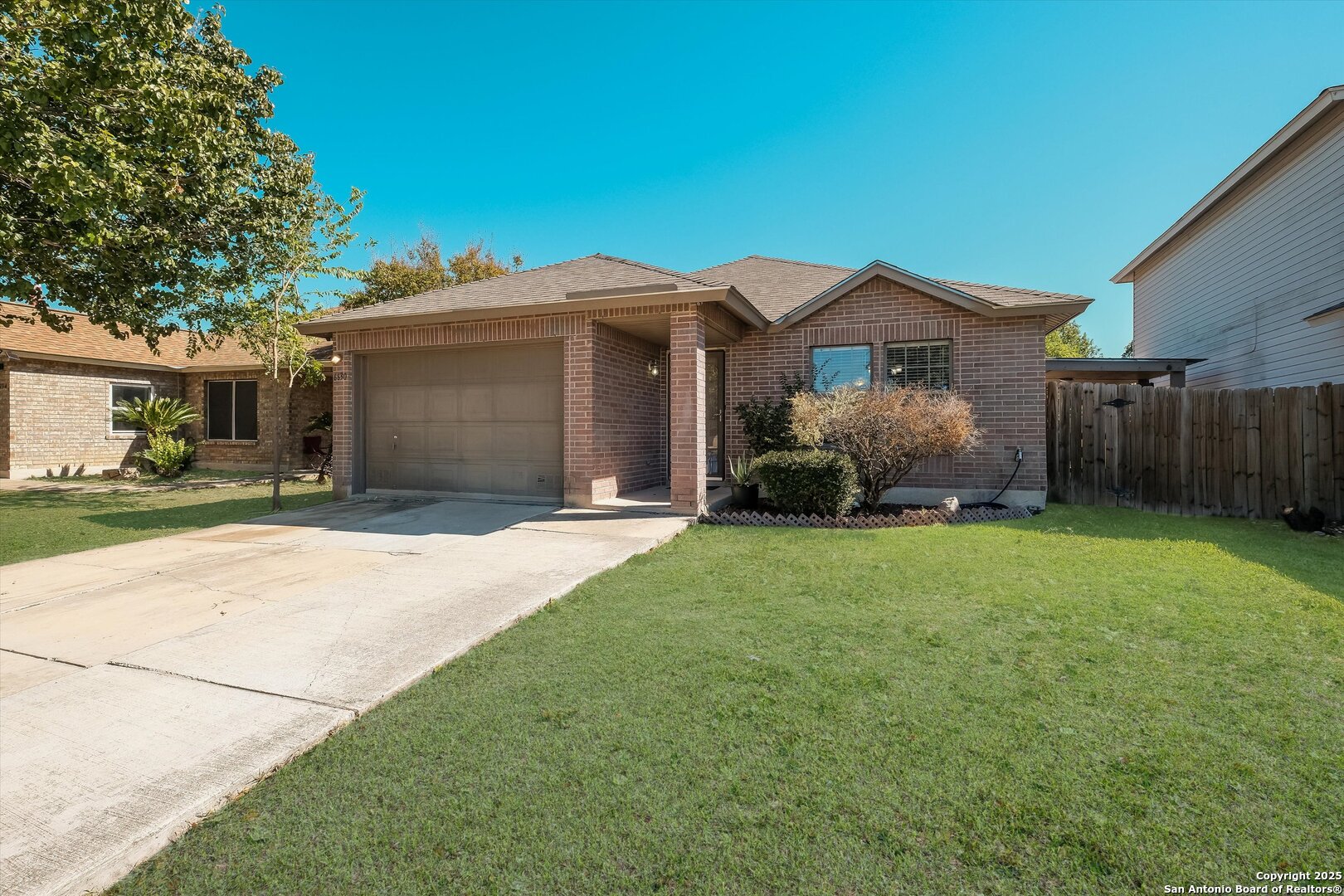 6630 Eastern Clouds, Converse TX 78109