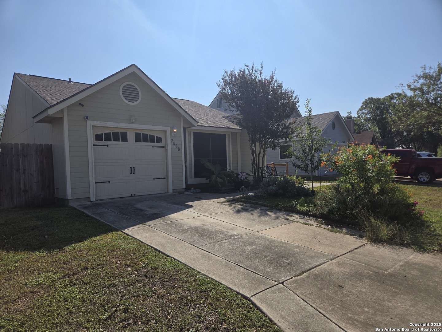 7466 Branston, San Antonio TX 78250