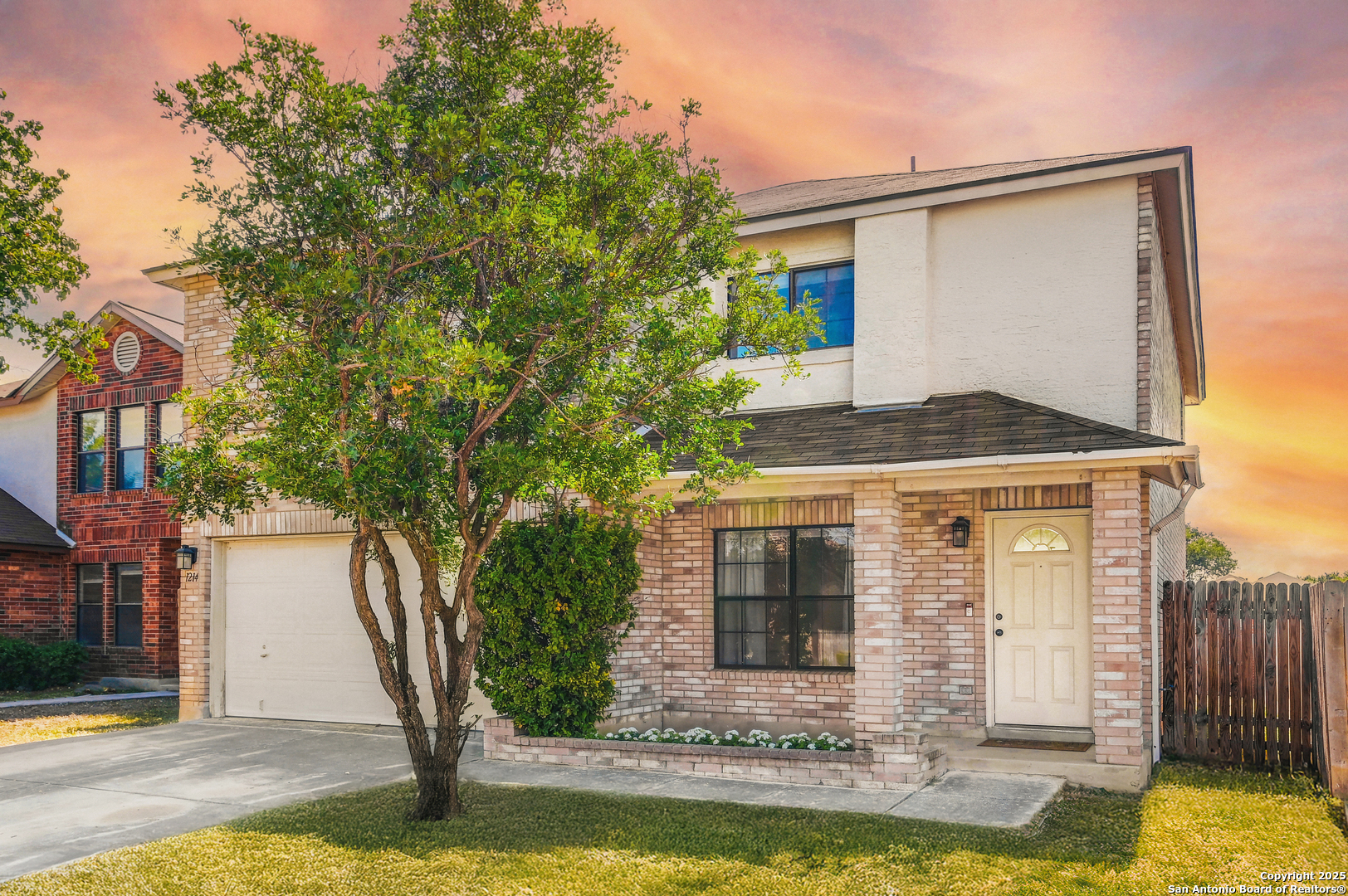 1214 Crossing Oaks, San Antonio TX 78253