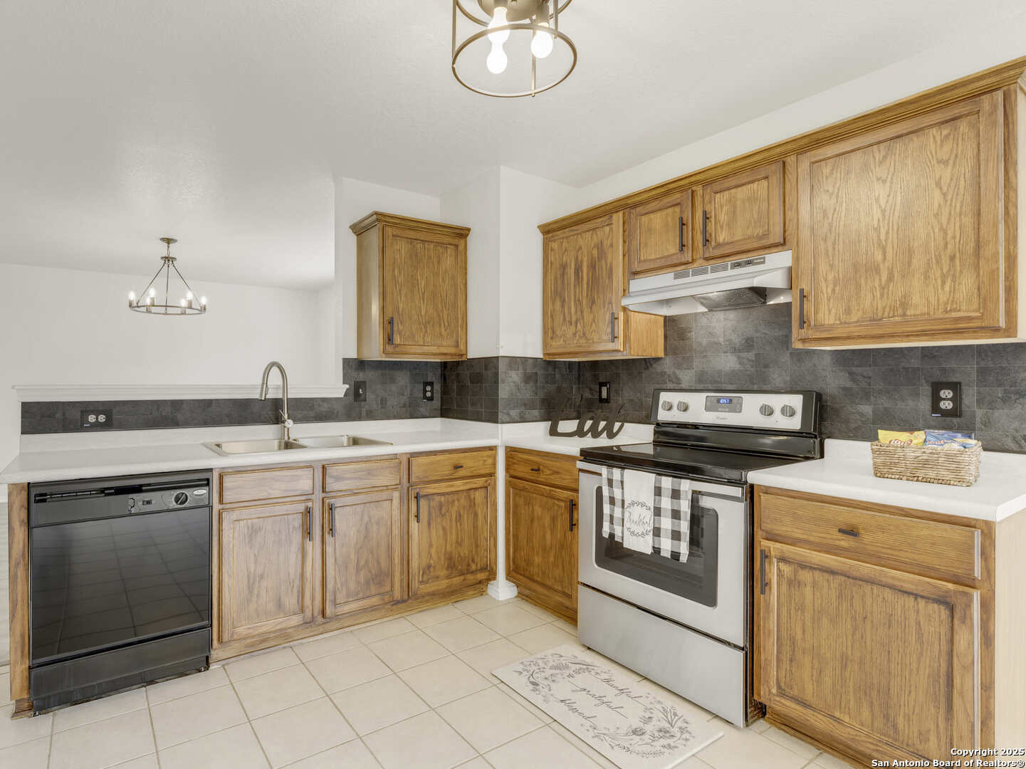 11018 Dublin Field, San Antonio TX 78254