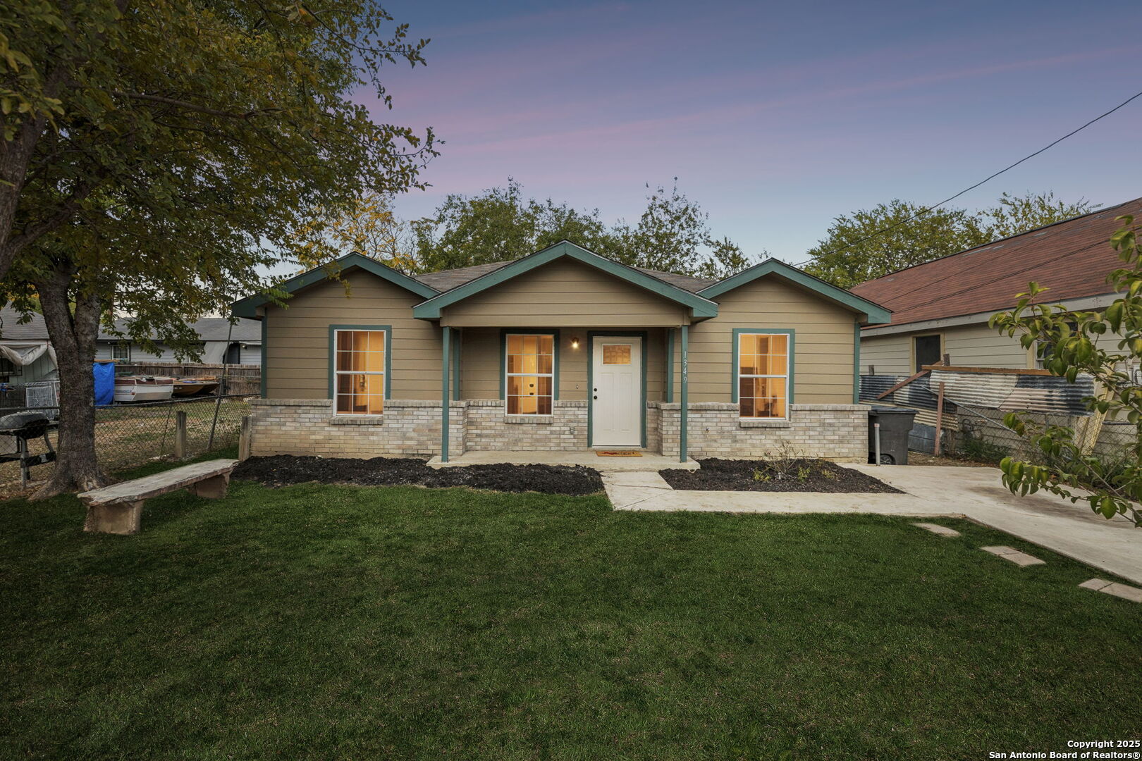 1349 Rivas St, San Antonio TX 78207