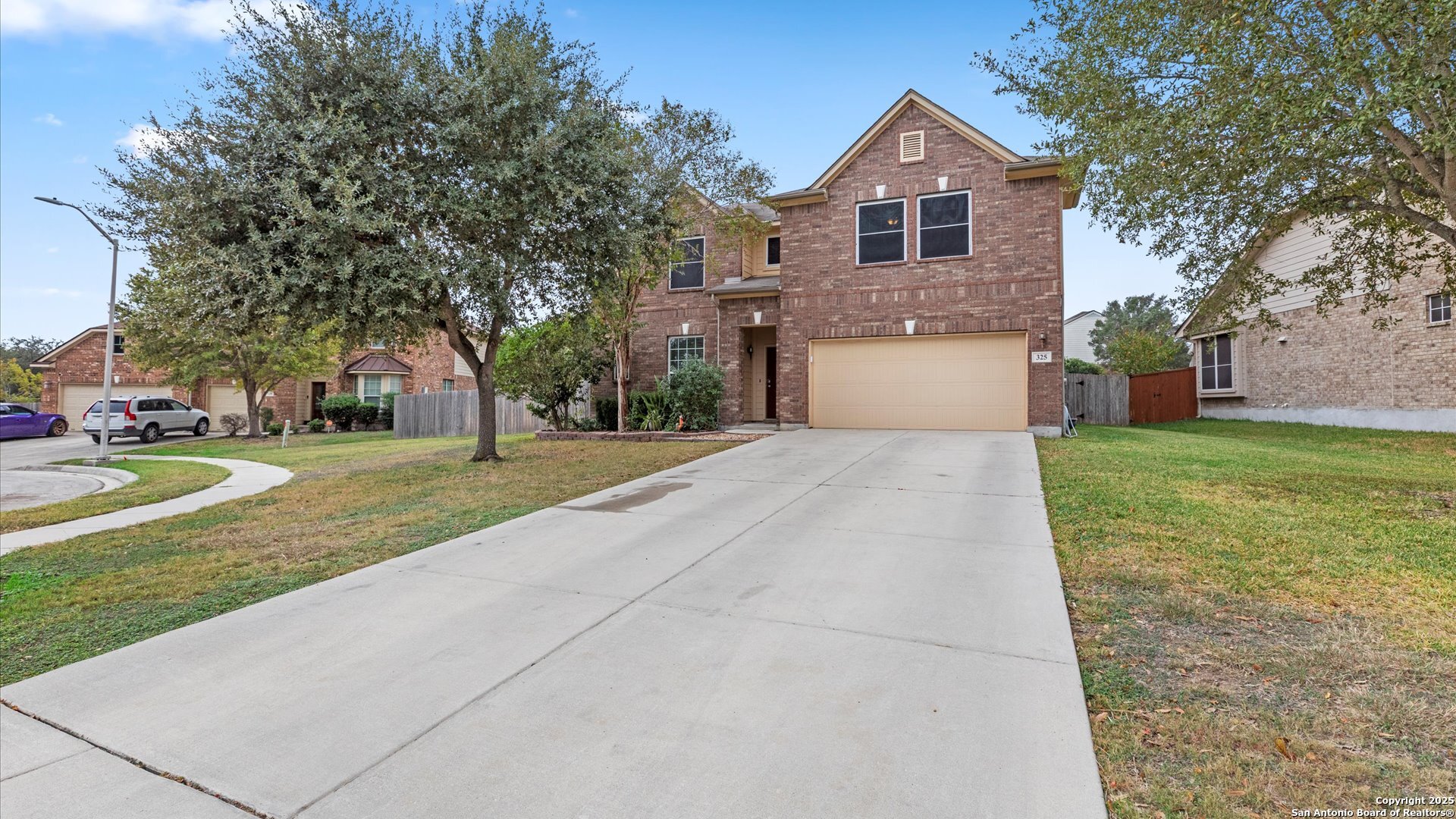 325 Golden Bear Dr, Cibolo TX 78108