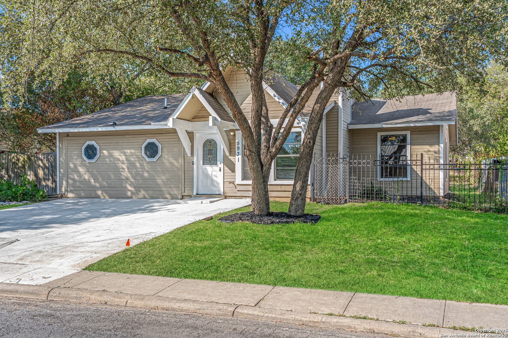 5931 Glacier Sun, San Antonio TX 78244