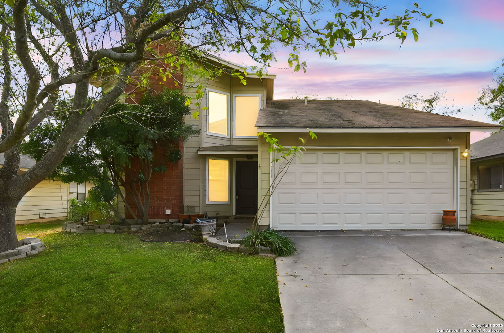 17007 Vista Bluff Dr, San Antonio TX 78247