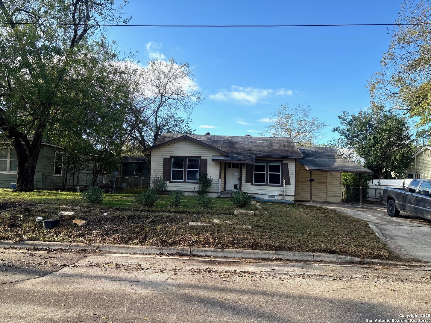 1370 mill, New Braunfels TX 78130