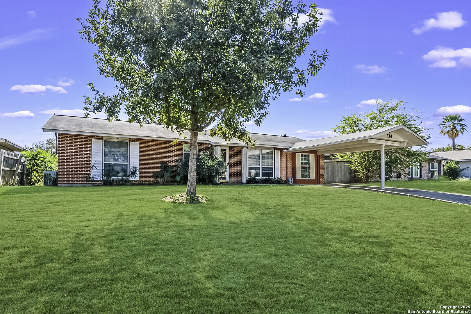 114 Goodhue, San Antonio TX 78218