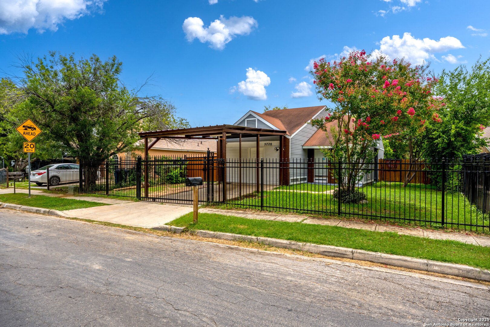 5728 Harefield, San Antonio TX 78228