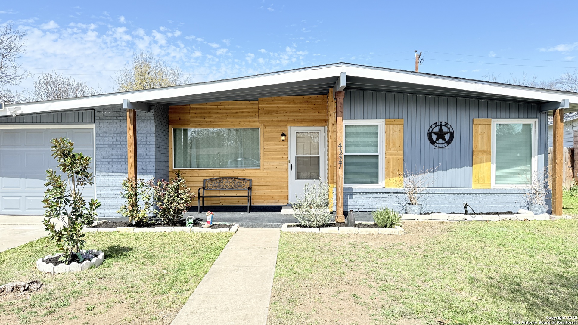 4227 Eisenhauer, San Antonio TX 78218