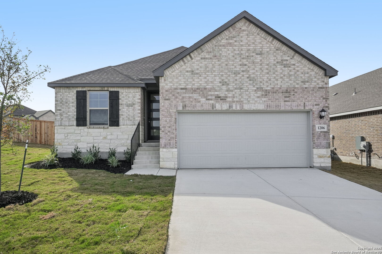 1206 Nikos Hollow, San Antonio TX 78245