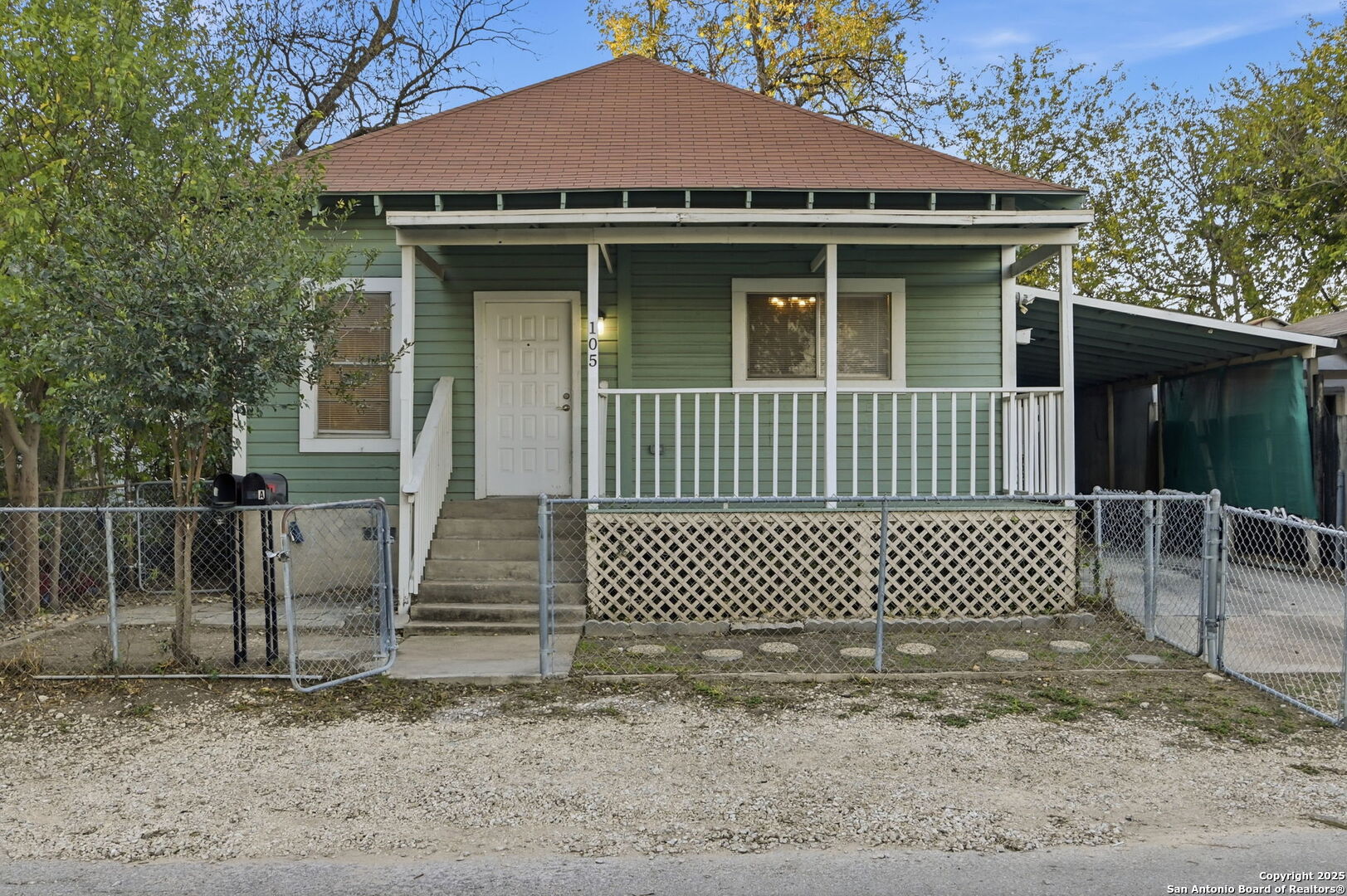 105 Dewitt, San Antonio TX 78204