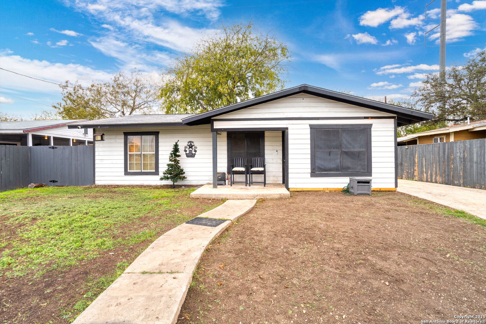 243 Yolanda, San Antonio TX 78228