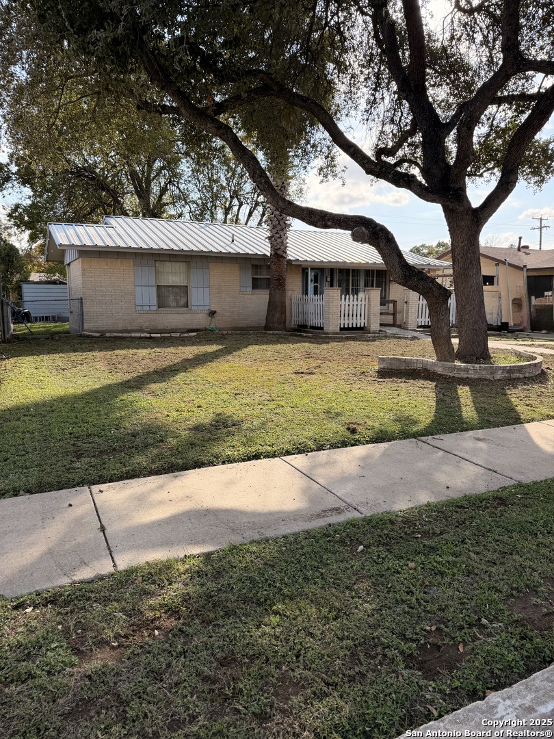 5006 Creekmoor, San Antonio TX 78220