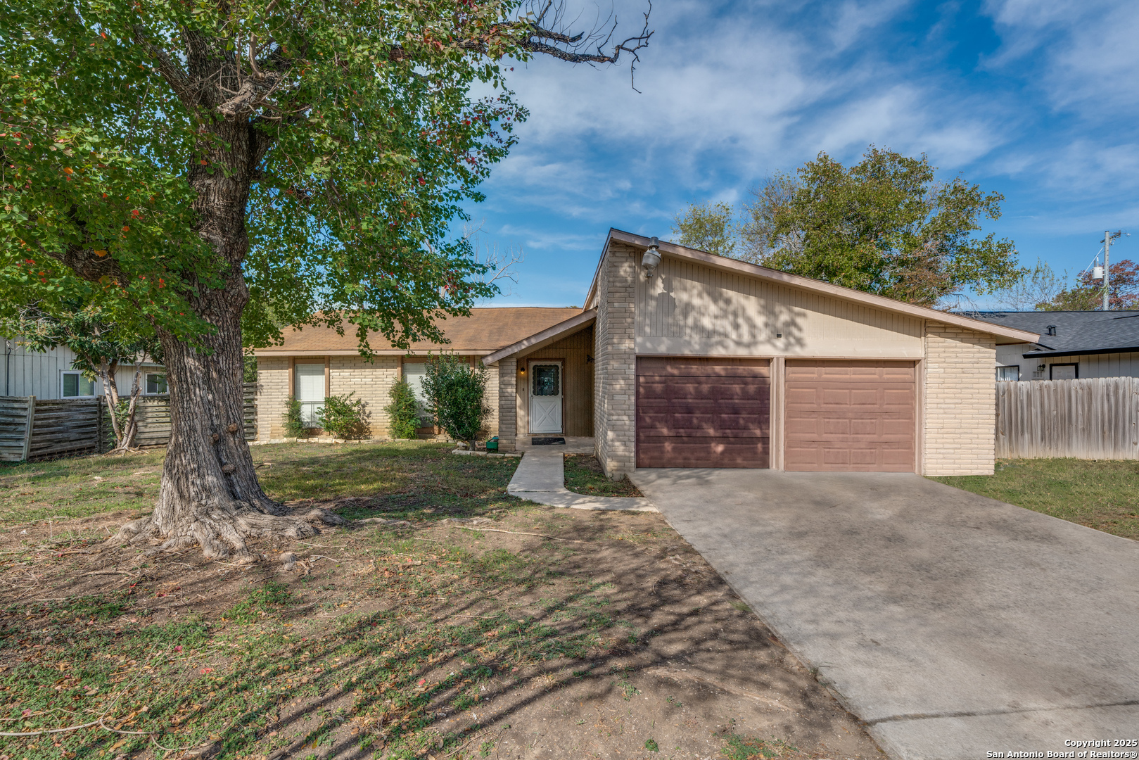 12823 Independence, San Antonio TX 78233
