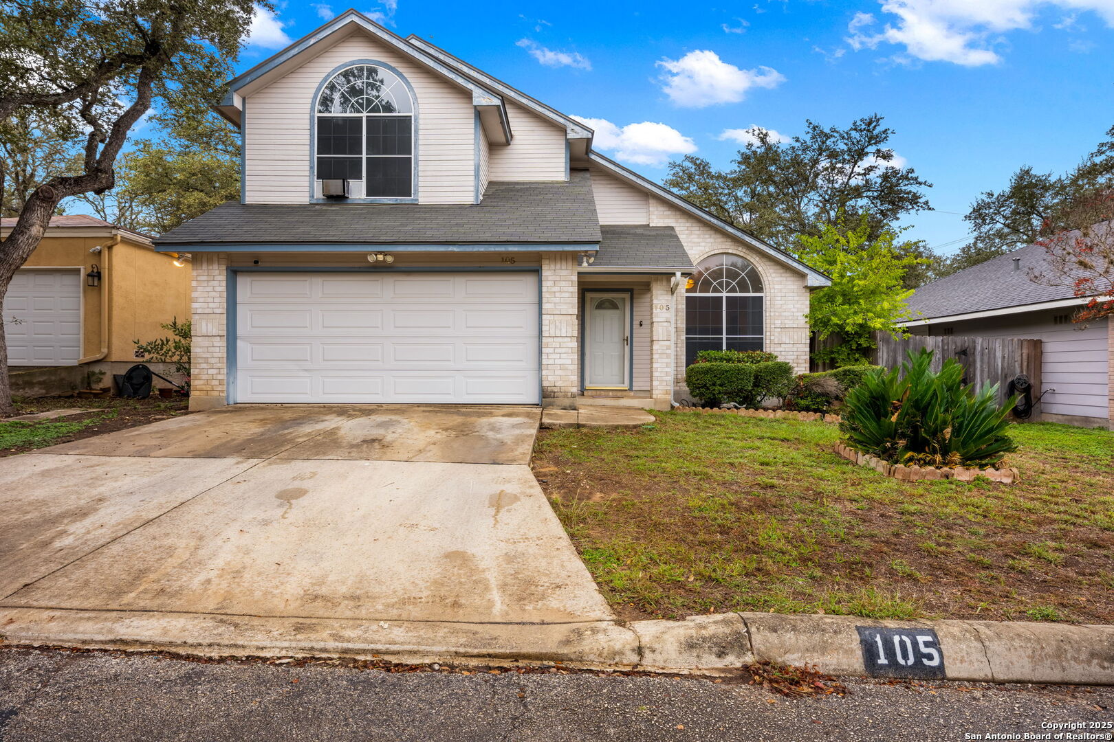 105 Golden Way, Universal City TX 78028