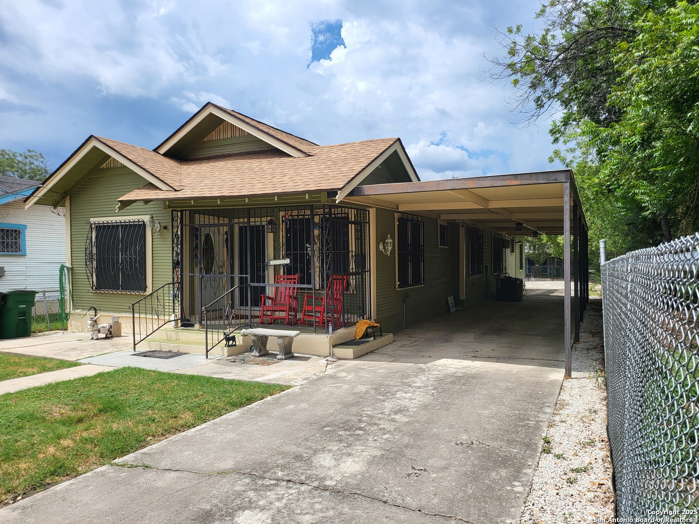 3023 W Travis, San Antonio TX 78207