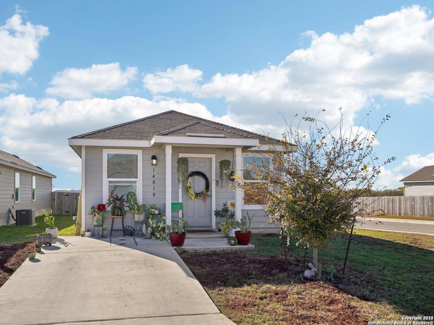 14010 Llama Pl, San Antonio TX 78252