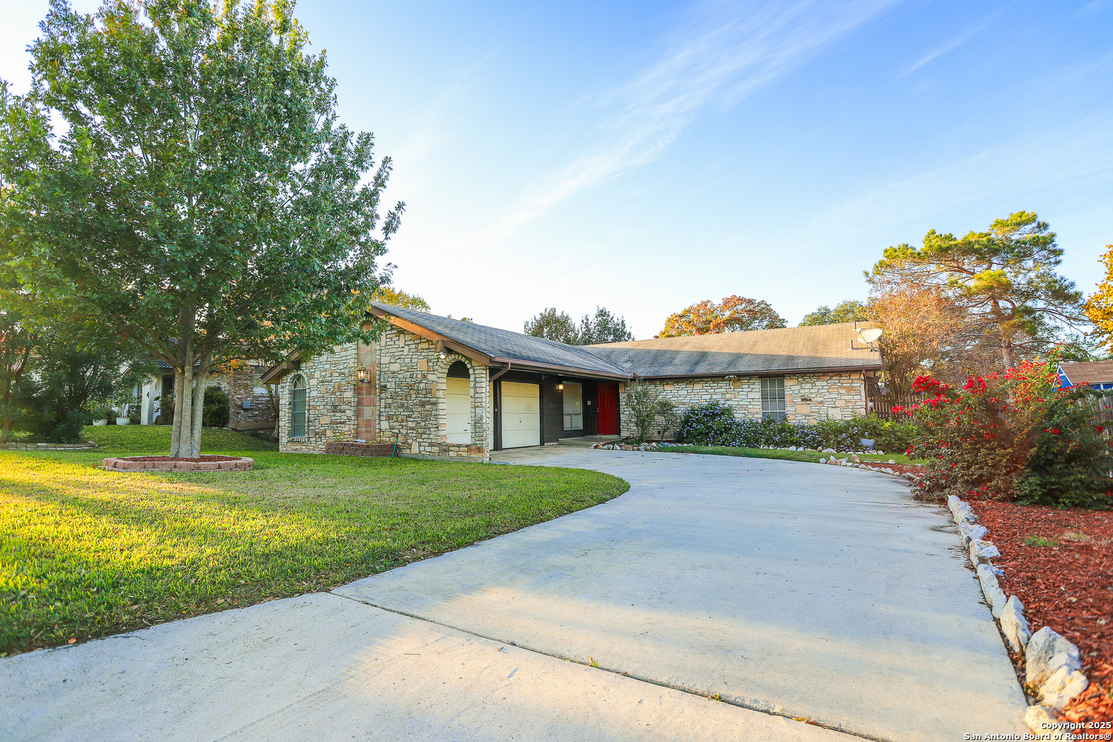 8227 Capricorn, Universal City TX 78148