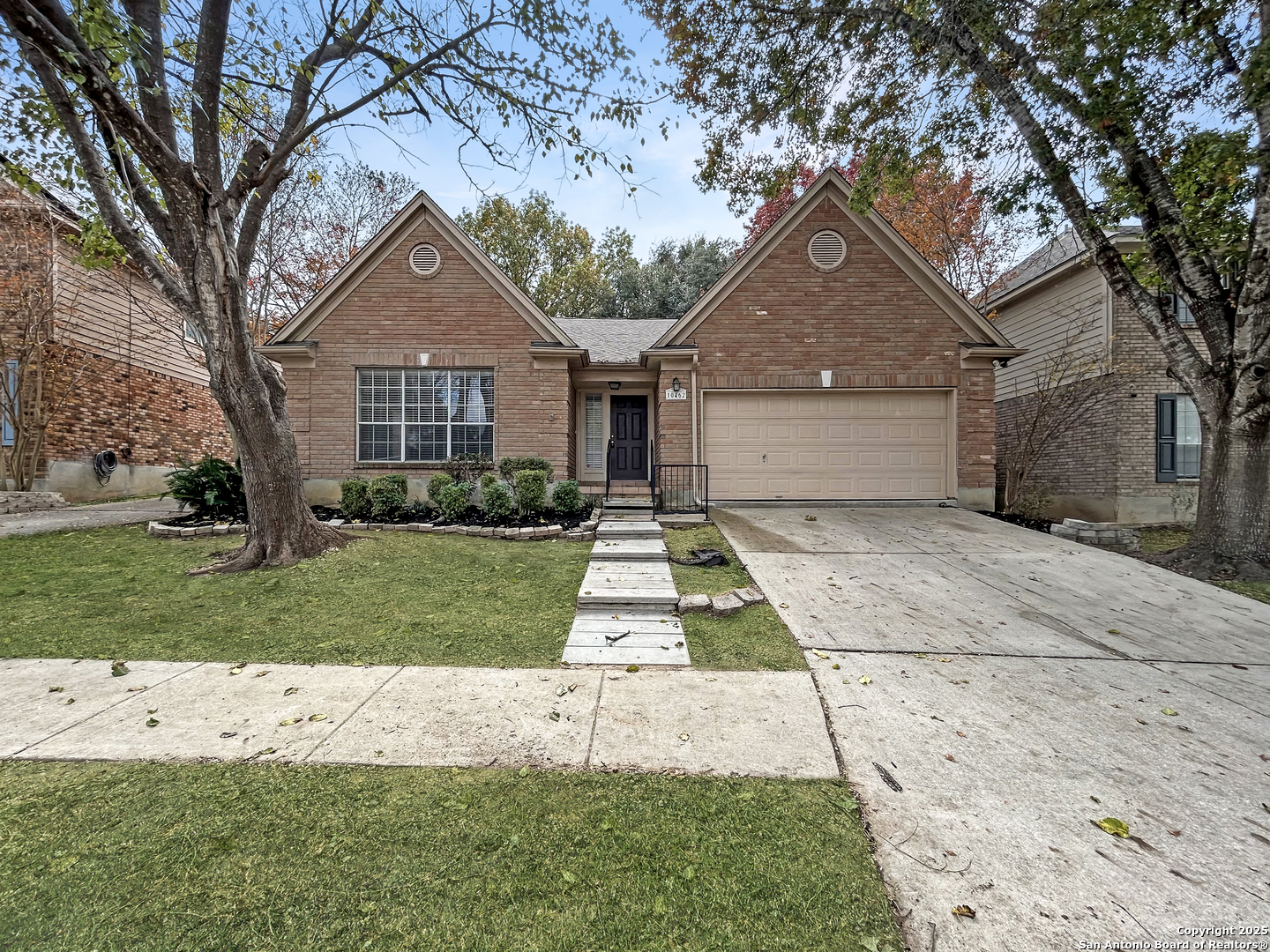 10462 Trailway Oak, San Antonio TX 78240