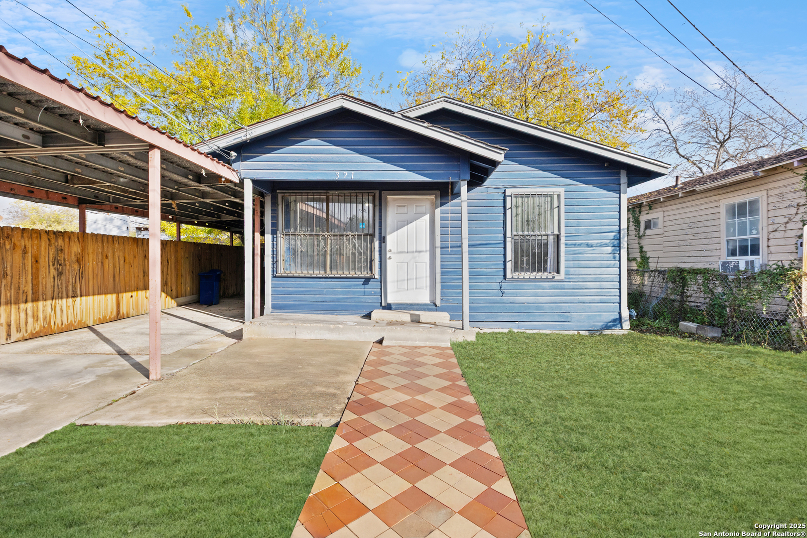 321 Huntington, San Antonio TX 78207