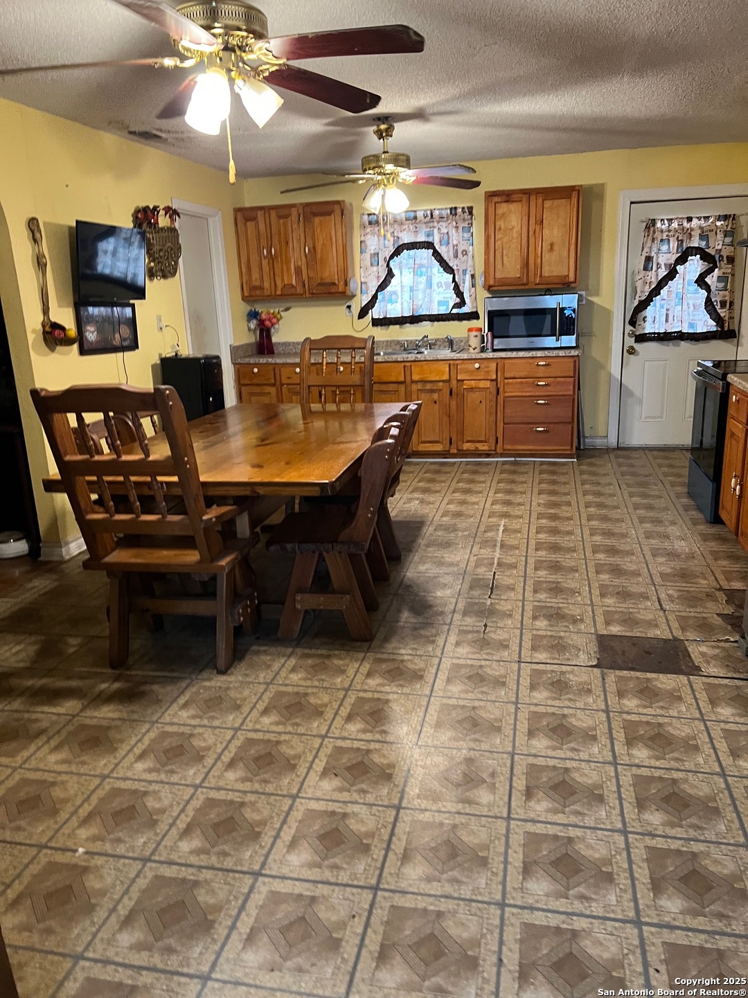 514 Redfern, San Antonio TX 78264