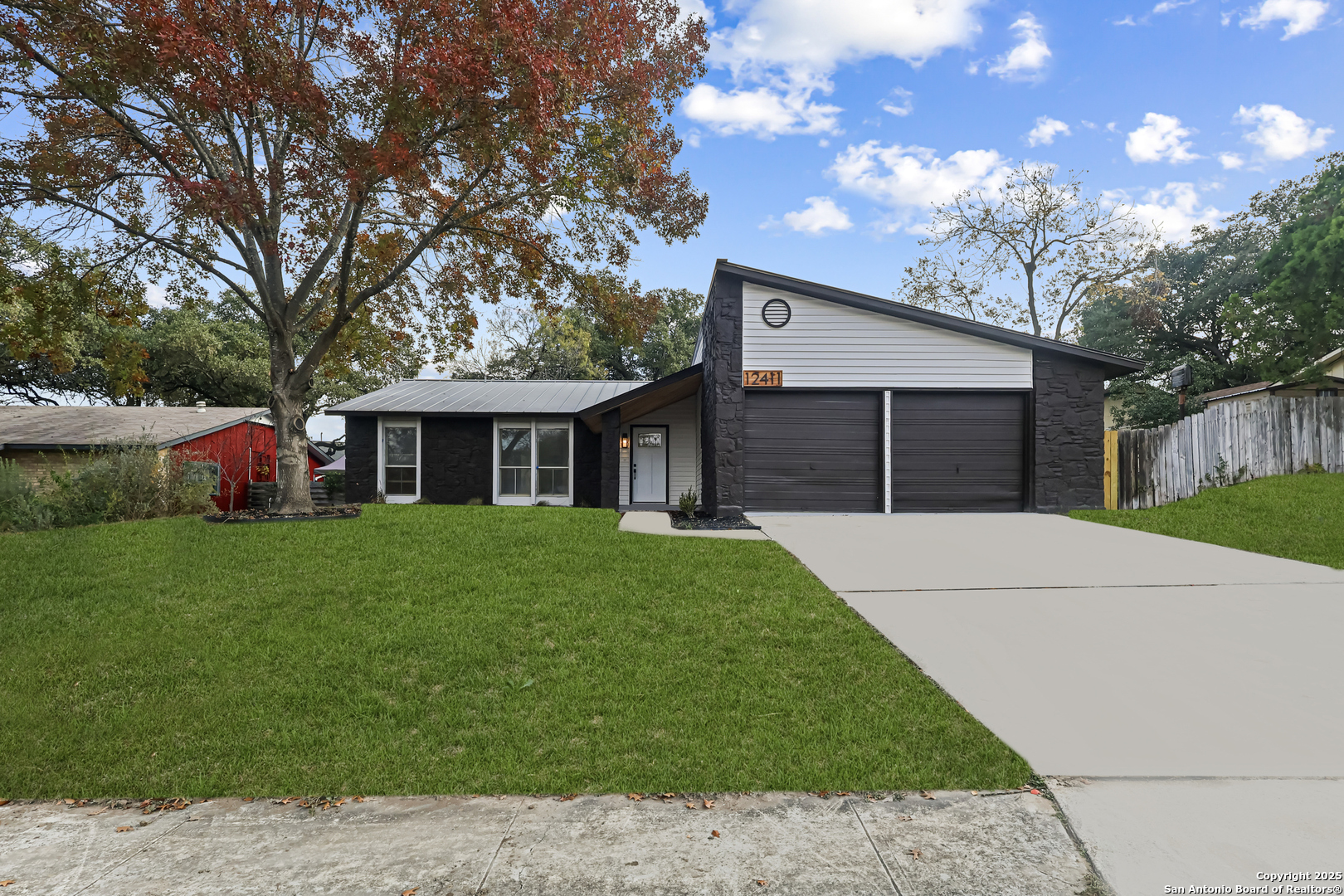 12411 Bret Springs, San Antonio TX 78233