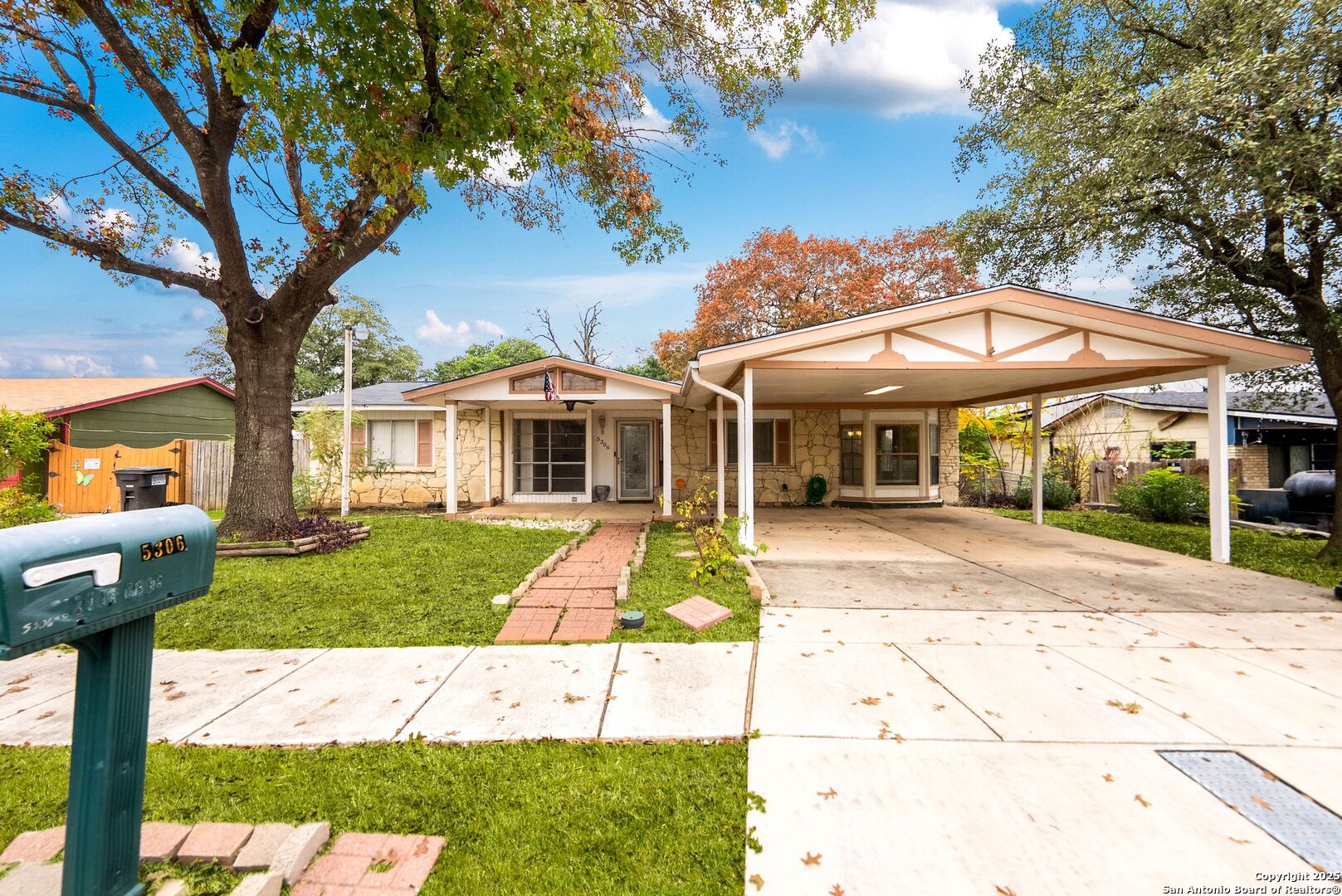 5306 Wapiti Trl, San Antonio TX 78228