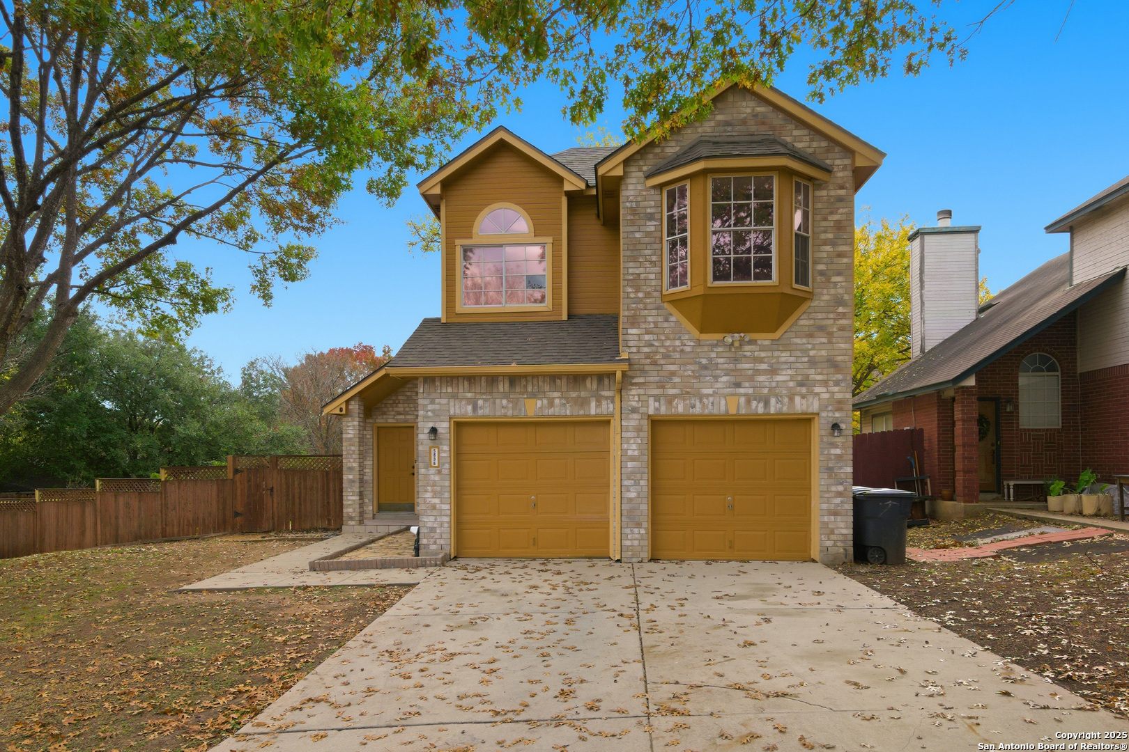 5886 Spring Sq, San Antonio TX 78247