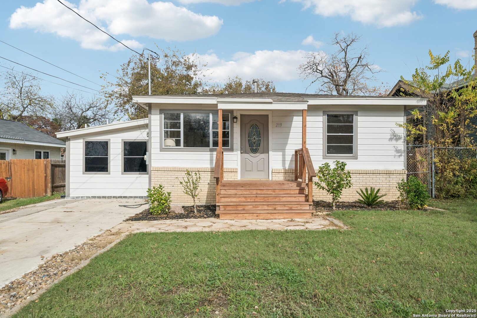 219 Nelson Ave, San Antonio TX 78210