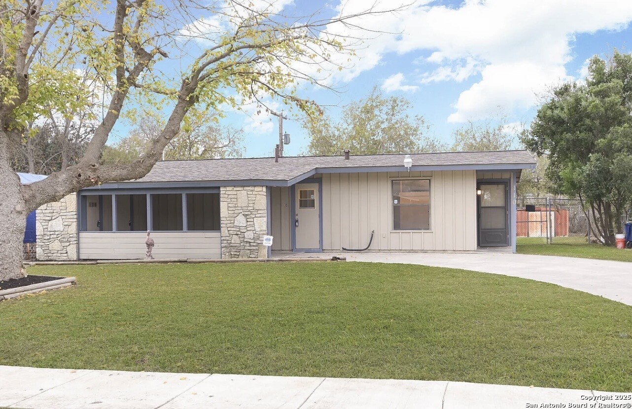 110 Tropicana, San Antonio TX 78242