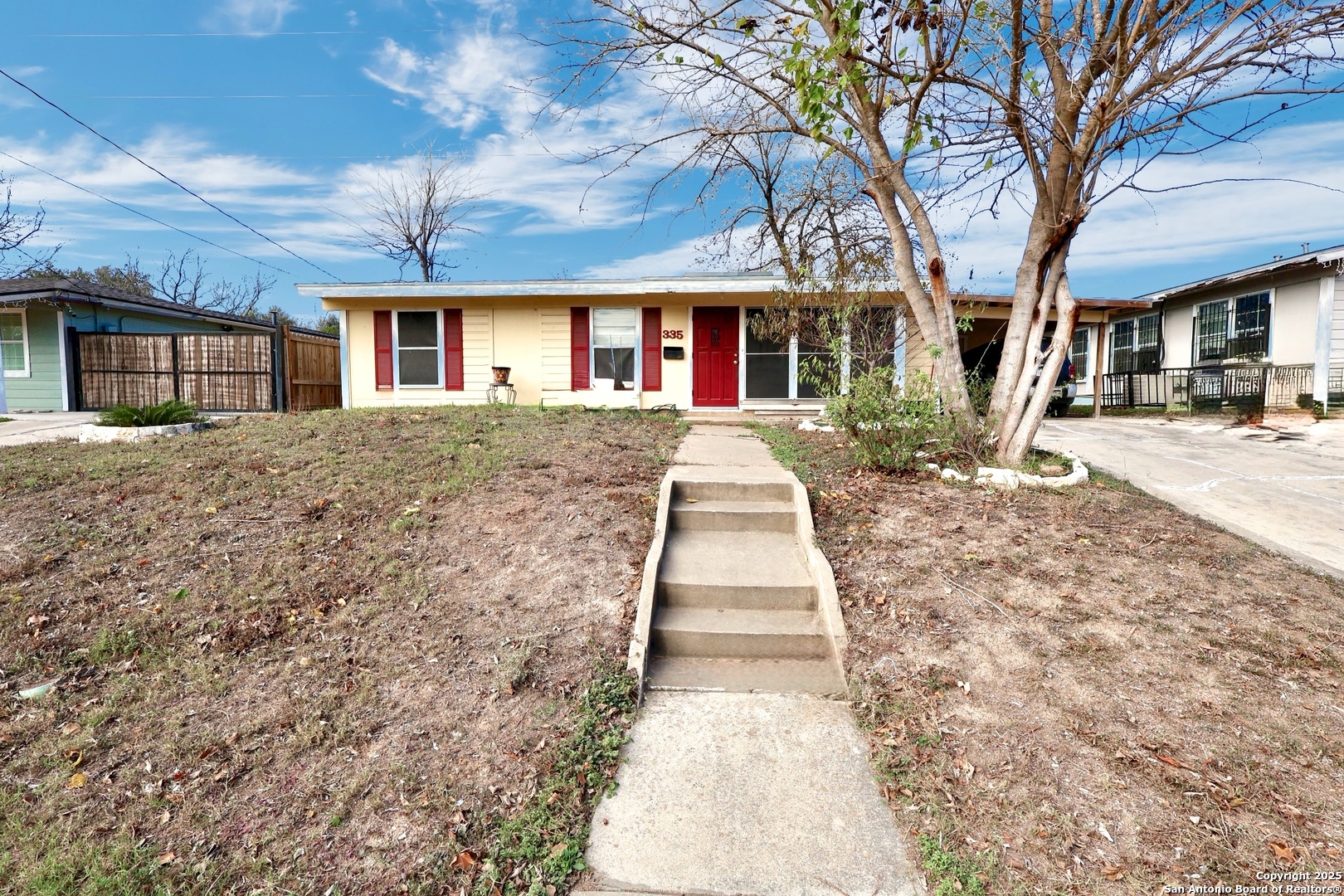 335 Yolanda, San Antonio TX 78228