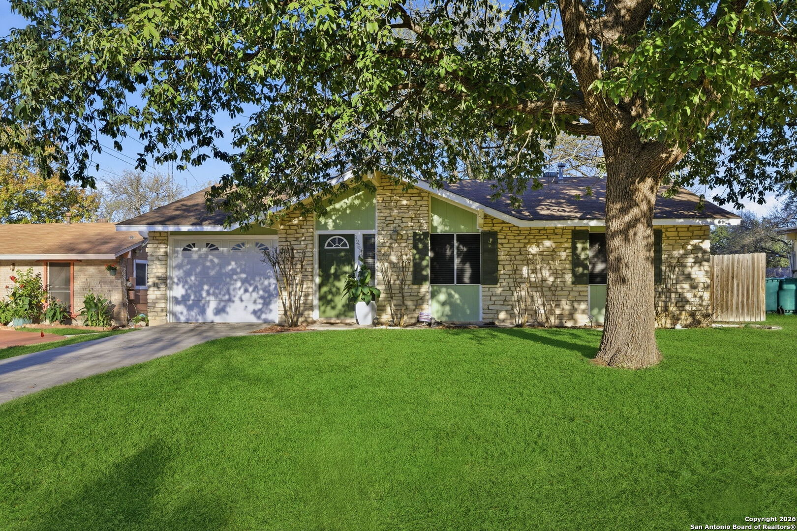 12510 Lone Shadow, Live Oak TX 78233