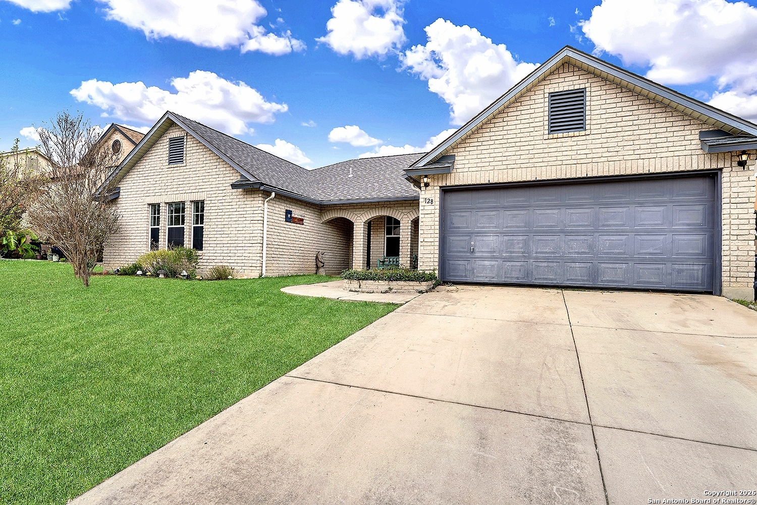 128 Springtree Grove, Cibolo TX 78108