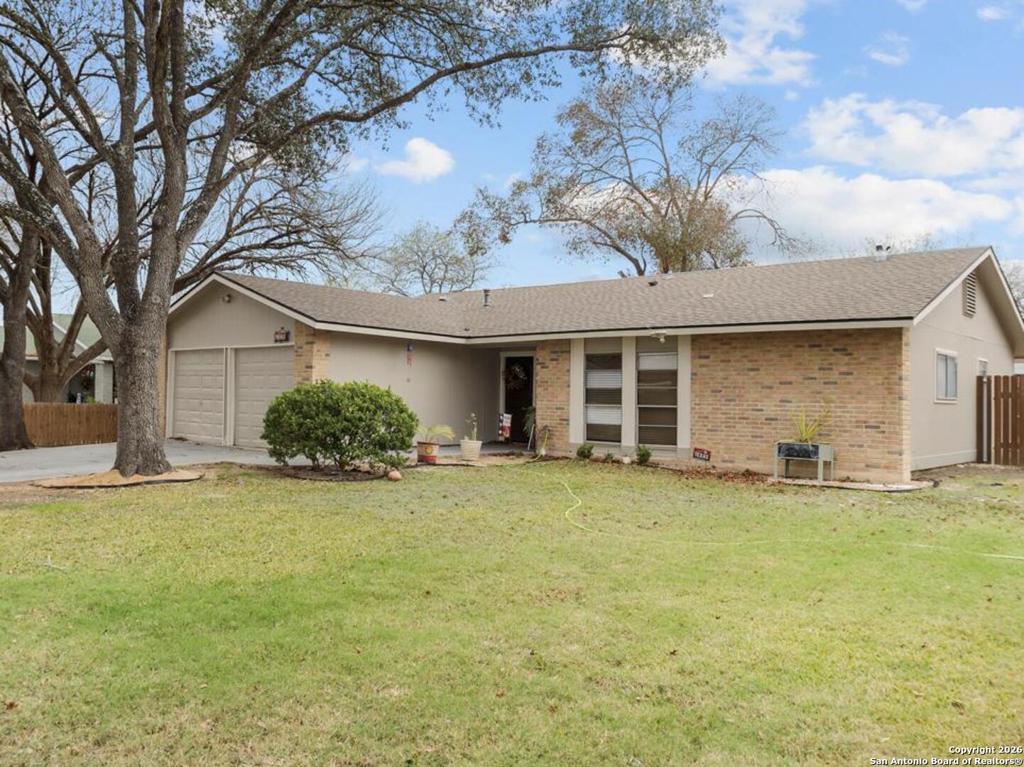 6839 Avila, San Antonio TX 78239