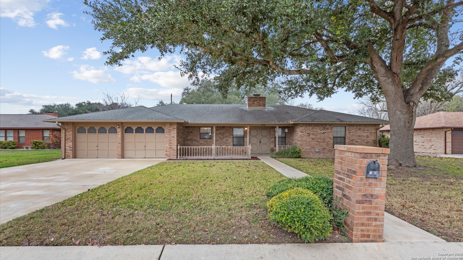 1310 Lakewinds, New Braunfels TX 78130