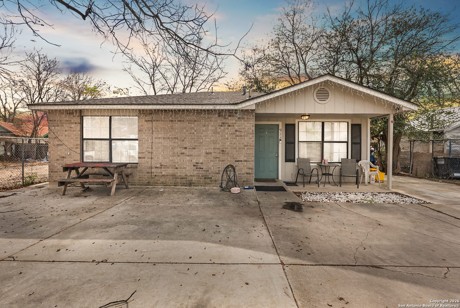 912 Torreon, San Antonio TX 78207