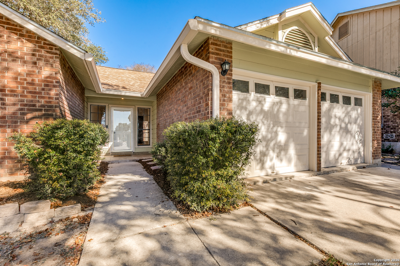 6303 Scrub Jay, San Antonio TX 78240