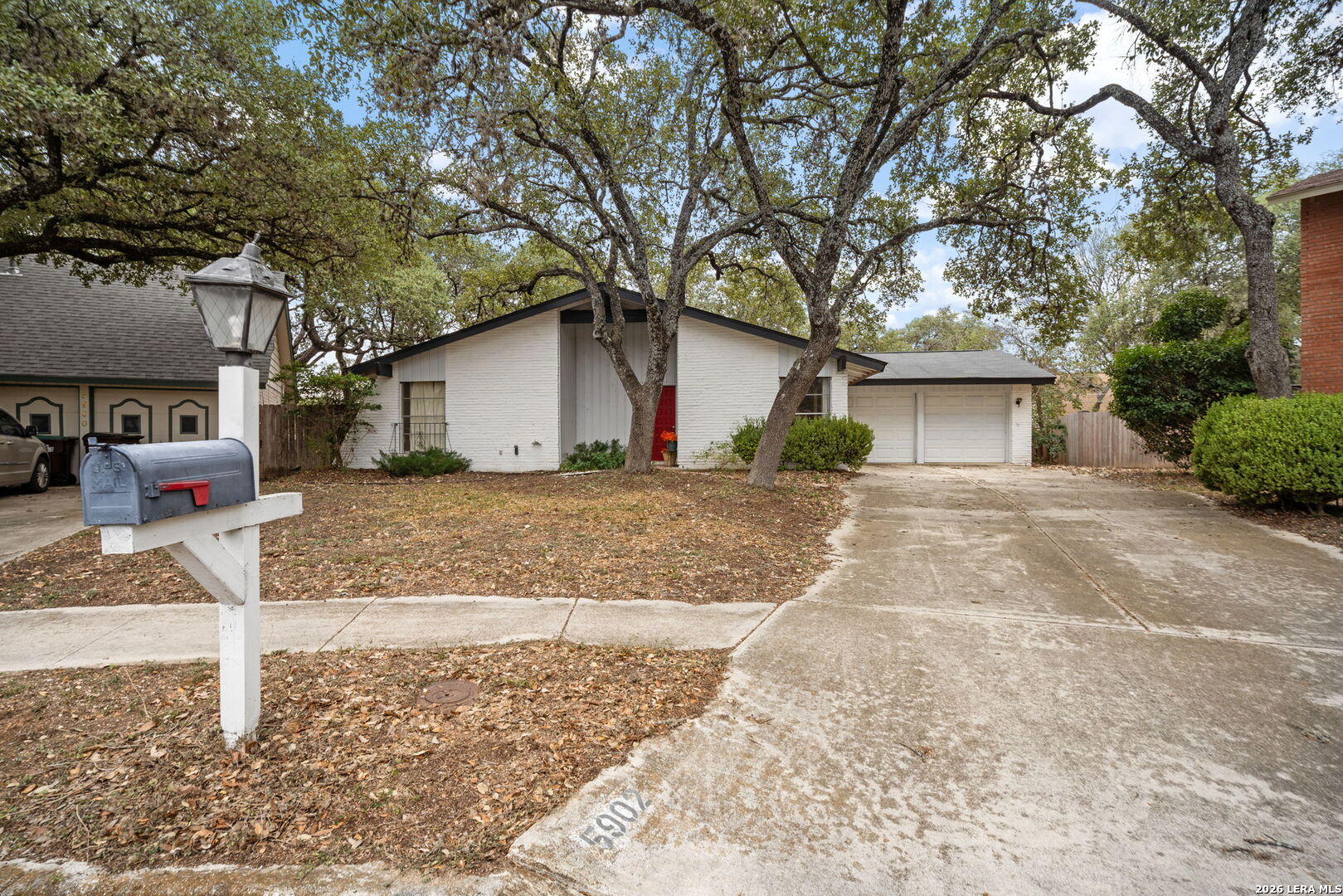 5902 forest, San Antonio TX 78240