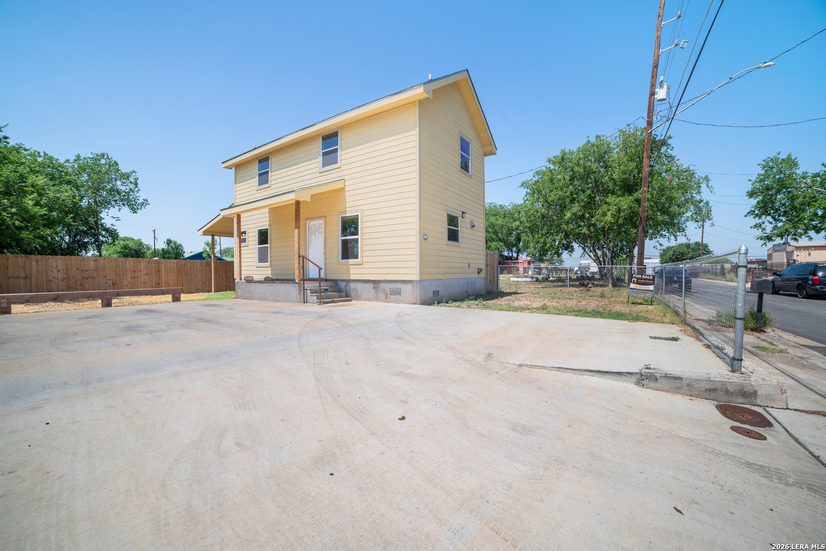 232 Hobart, San Antonio TX 78237