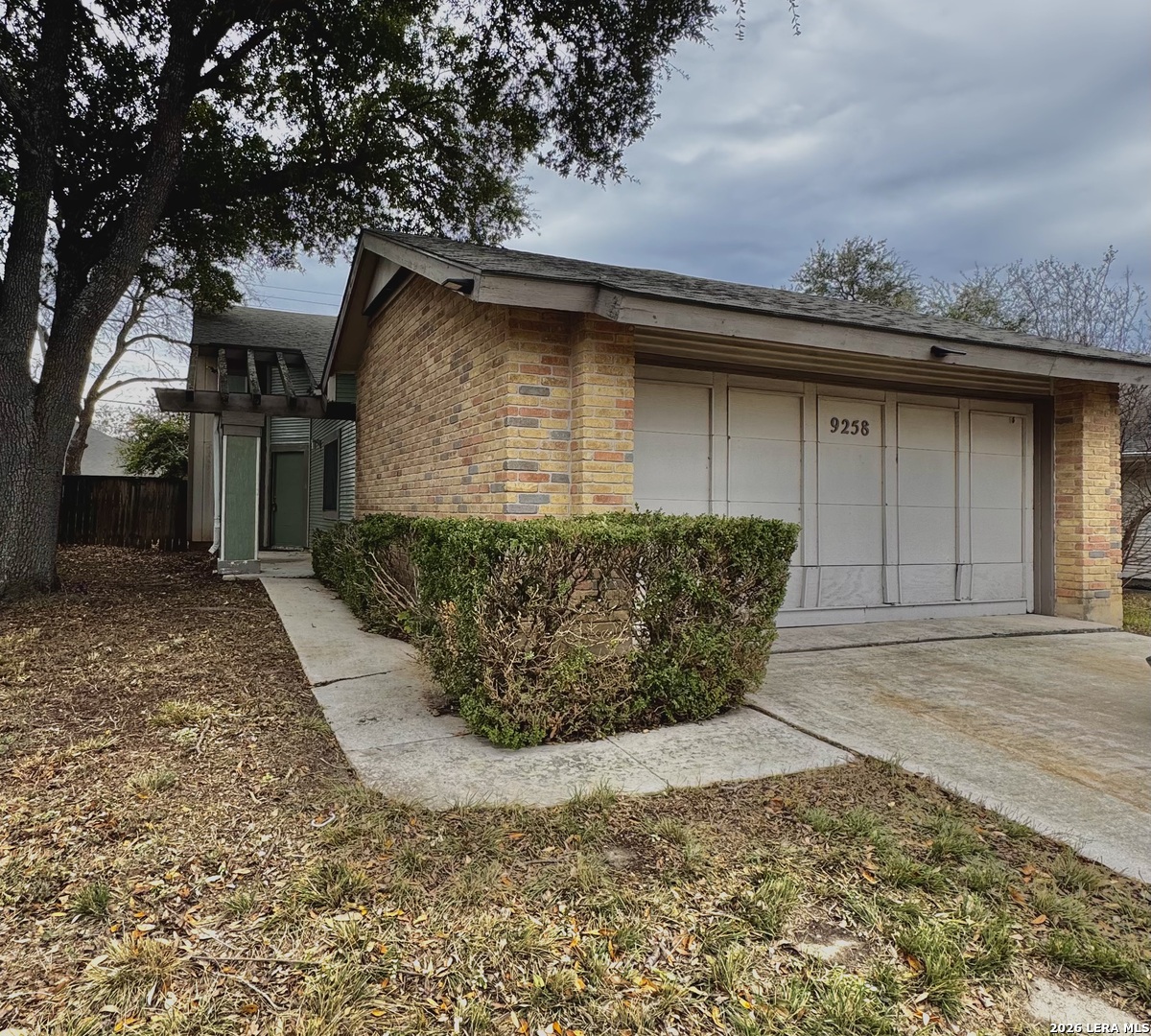 9258 Points Edge, San Antonio TX 78250