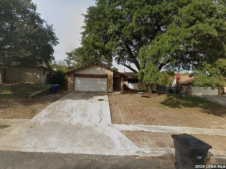 5323 el medano, San Antonio TX 78233