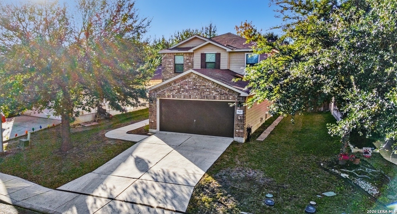 9927 Hawk Village, Converse TX 78109