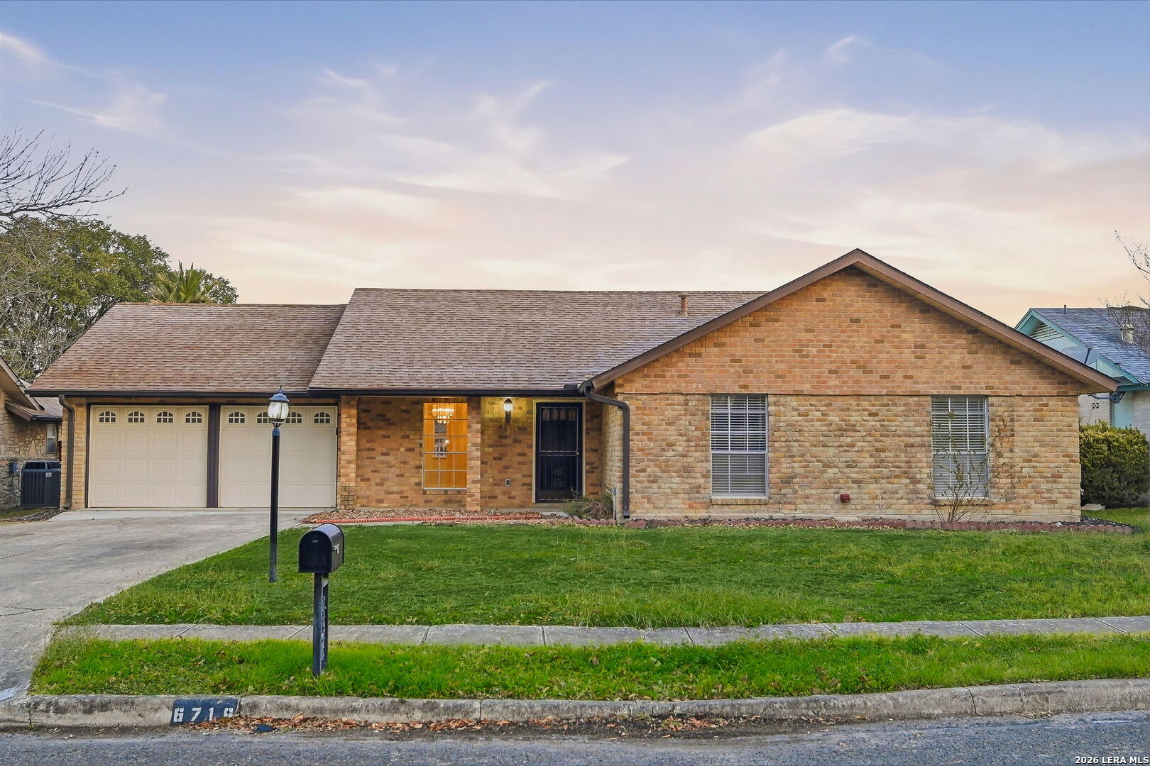 6719 Fair Lake, San Antonio TX 78244