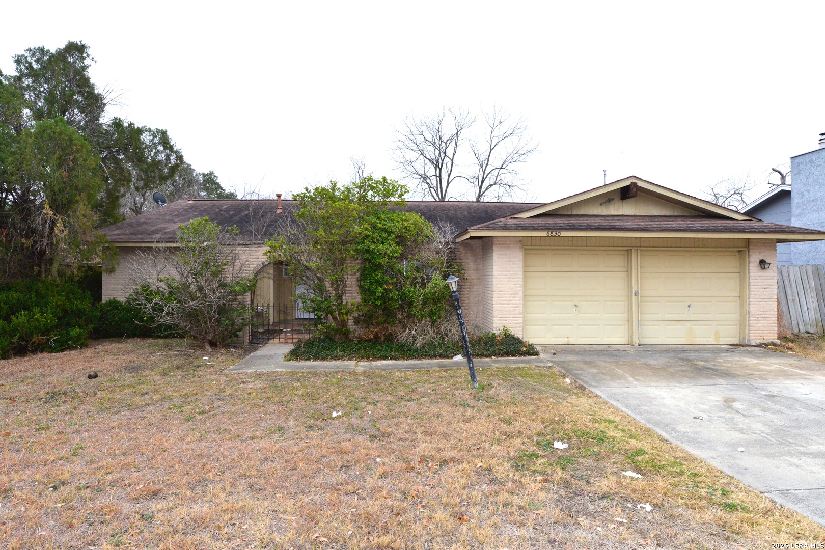 6830 Burnley, San Antonio TX 78239
