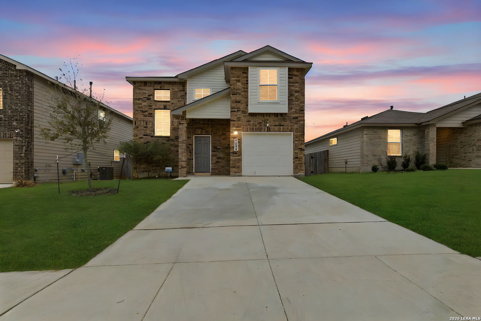 15606 Smoky Honeyeater, San Antonio TX 78253