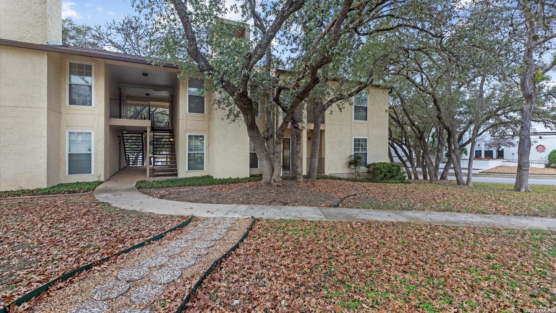 8702 Village Unit 1300, San Antonio TX 78217