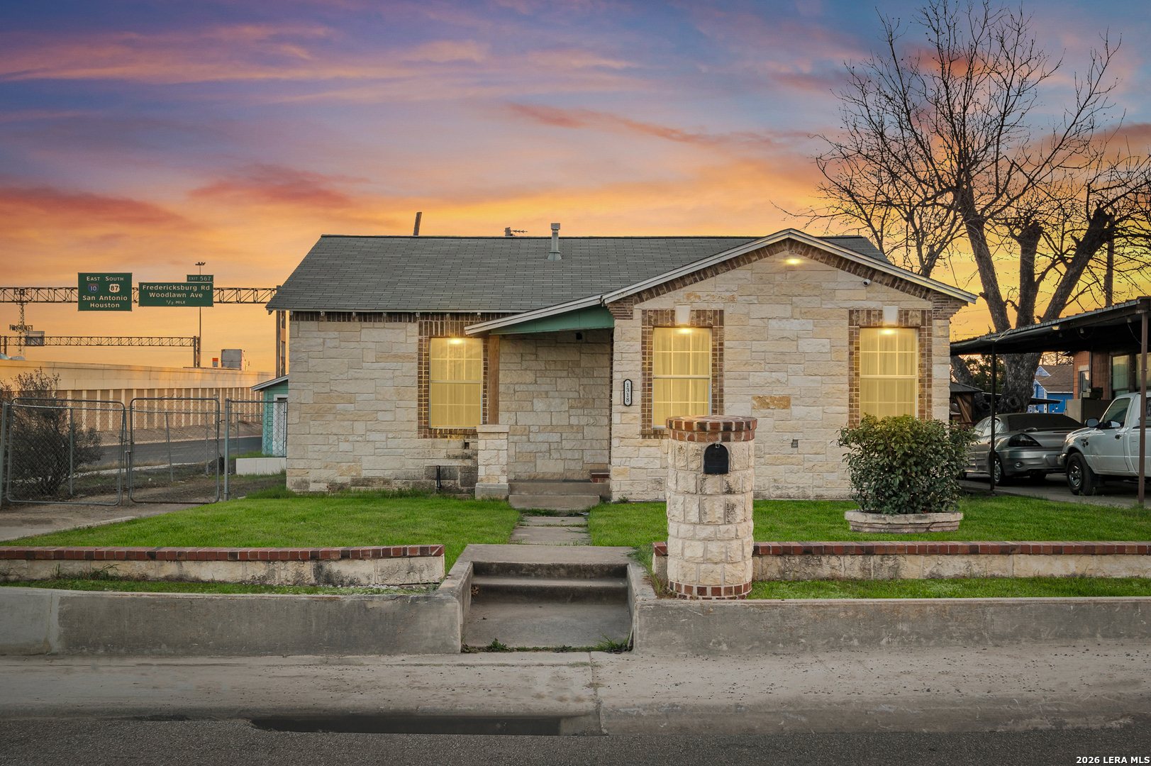 1318 San Francisco, San Antonio TX 78201